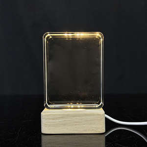 Yüksek Kaliteli Dijital Baskılı Oymalı Boş Kristal Cam Kağıt Ağırlığı Ahşap Işıklı Tabanlı - Product Image 1