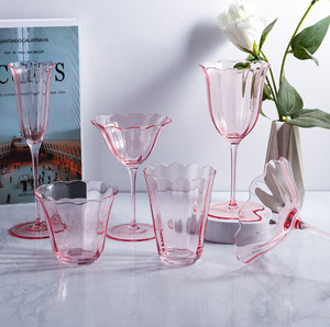 Bicchieri da Cocktail Nick e <span class=keywords><strong>Nora</strong></span> bicchieri da Martini soffiati a mano 100% cristallo senza piombo coupé Premium bicchieri da Cocktail piccoli - Product Image 3