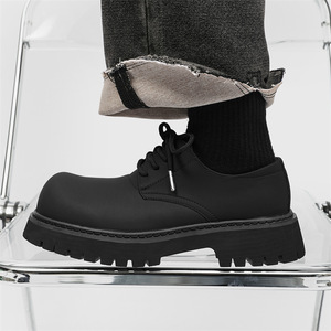 Zapatos de Cuero Retro Negro Mate para Hombre, Zapatos Casuales de Punta Redonda con Suela Gruesa de Alta Gama que Aumentan la Altura - Product Image 2