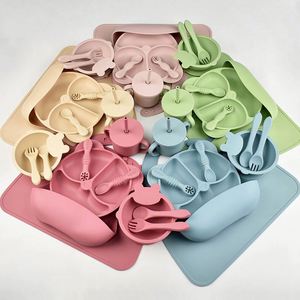 Juego de alimentación para bebés de silicona rojo ladrillo, plato con ventosa en forma de oso, tenedor, cuchara, vaso, apto para lavavajillas, utensilios de comedor para niños - Product Image 5