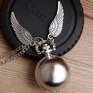 Montre de poche à quartz vintage en forme de Snitch dorée avec ailes d'ange, chaîne de pull, pour hommes, femmes et enfants - Product Image 5