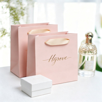 Sacs en papier de luxe en gros pour cadeaux, emballages personnalisés pour bijoux et cosmétiques, sacs en papier avec rubans et poignées
