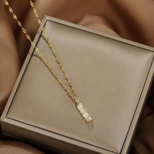 Collar colgante de tubo de bambú de resina de acero inoxidable sin decoloración elegante para mujer de moda de alta calidad - Product Image 6