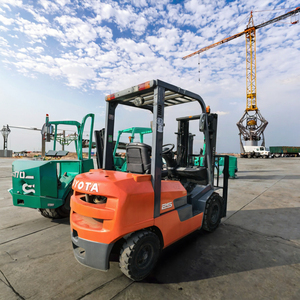 مستعملة 3 طن من العلامة التجارية اليابانية رافعة شوكية الاحتراق الداخلي - Product Image 2