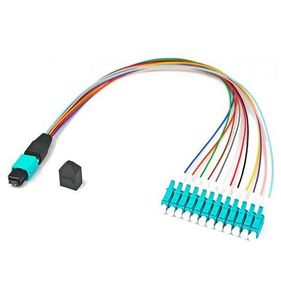Câble de brassage MTP MPO vers LC personnalisé, 8, 12, 24 fibres, polarité Type B, câble de dérivation fibre optique LSZH, fabricant OEM ODM - Product Image 3