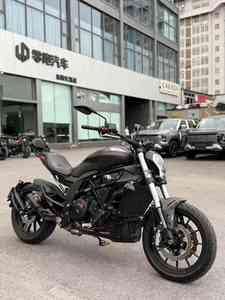 Motocicleta Retro <span class=keywords><strong>Benelli</strong></span> de 500cc, Gran Tamaño, Bicilíndrica, Refrigerada por Agua, Aspecto Elegante, Calidad Confiable y Fácil de Manejar - Product Image 3