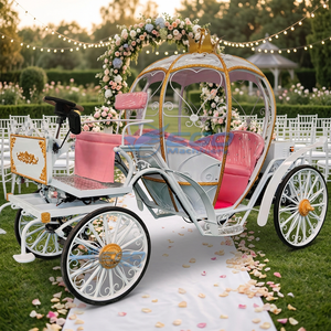 Centre de table personnalisé en forme de calèche citrouille tirée par des chevaux pour la décoration d'événements de mariage, capacité de 6 personnes - Product Image 1