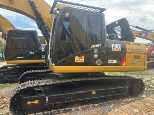 รถขุดมือสองคุณภาพสูง Caterpillar 323D สำหรับการส่งออกทั่วโลก ระบบไฮดรอลิกเดิมๆ รองรับการขนส่งแบบตู้คอนเทนเนอร์และแบบเรือบรรทุกสินค้า - Product Image 3