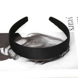 2 सेमी 2.5 सेमी 3 सेमी 4 सेमी चौड़ा महिला लड़कियां नो स्लिप लाइनेड रिबन प्लास्टिक सफेद और काला सॉलिड एक रंग का हेयरबैंड मैट सैटिन हेडबैंड - Product Image 3