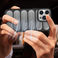 Coque souple à prix d'usine pour iPhone 16 15 14 Pro Max, étui de protection antichoc en TPU respirant avec trous, design sportif, coque de téléphone portable avec protection de l'appareil photo