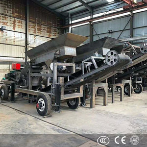 Concasseur à marteaux diesel mobile 600X800 avec moteur et roulement pour le charbon, le calcaire, le sel, l'argile, les briques et la roche - En vente - Product Image 1