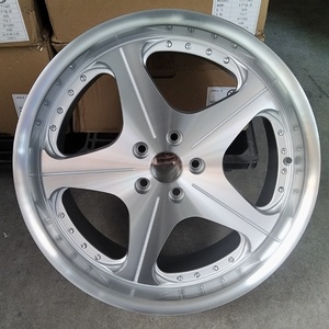 VIP personnalisé 19x95 19 pouces 5x112 5x1143 5 rayons argent machine face <span class=keywords><strong>jantes</strong></span> pour <span class=keywords><strong>hyundai</strong></span> <span class=keywords><strong>tucson</strong></span> 2024 - Product Image 5