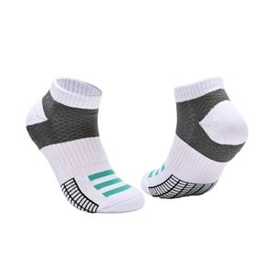 Chaussettes de sport pour hommes en gros, logo personnalisé, coton respirant, course à pied, cyclisme, marathon, basketball, coussin épais, maintien de la cheville - Product Image 5
