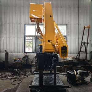 מנוף משאית הידראולי מתוצרת סין במחיר נמוך, מנוף זרוע מפרקית, מנוף נייד המותקן על משאית לכל סוגי השטח למכירה - Product Image 1