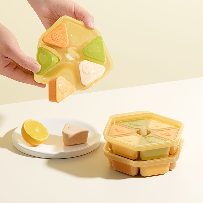 New Design Silicone Baby Food Storage Container Baby Food Freezer Tray Homemade Food for Baby Match Fruit Feeder
