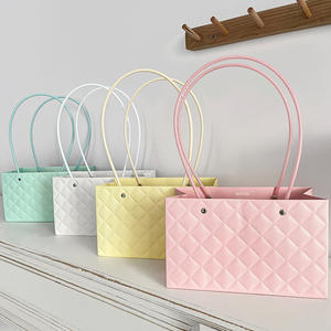 Kotak Kemasan Buket Bunga Segi Empat Warna Macaron, Permukaan Embos Rhomboid, Tahan Air, Tas Kertas Bunga Segar - Product Image 1