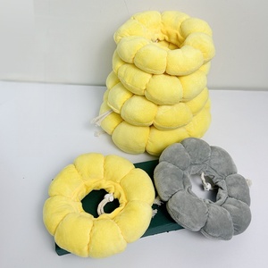 <span class=keywords><strong>Collare</strong></span> di Recupero Regolabile <span class=keywords><strong>per</strong></span> <span class=keywords><strong>Gatti</strong></span> Sunflower Elizabeth, Morbido <span class=keywords><strong>Collare</strong></span> Post-Operatorio <span class=keywords><strong>per</strong></span> Cuccioli e <span class=keywords><strong>Gatti</strong></span>, Cuscino <span class=keywords><strong>per</strong></span> il Collo del Gatto <span class=keywords><strong>per</strong></span> Prevenire il Leccamento - Product Image 2