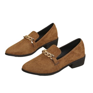 รองเท้าส้นเตี้ยแบบสวม ลายเสือดาว แฟชั่นผู้หญิง ไซส์ใหญ่ สำหรับฤดูใบไม้ร่วง ส้นหนา หัวแหลมโลหะ - Product Image 5