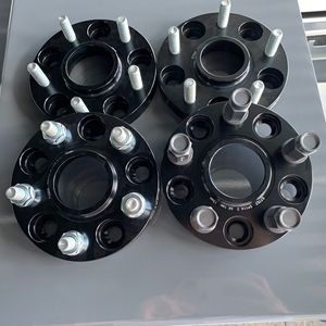 Adaptateurs de roues 15 mm 5x114.3 en alliage d'aluminium noir pour Infiniti, mise à niveau avec écrous M12x1.25 - Product Image 3