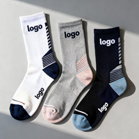 Chaussettes de sport durables en coton pour hommes et femmes, avec logo imprimé, impression numérique, qualité supérieure, design personnalisé