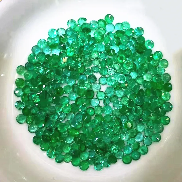 Hochwertiger Edelsteins chmuck Seitens tein Großhandel 3mm Runds chliff Sambia Natural Emerald Loose Stones