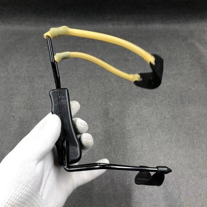 遊びと練習の狩猟のための手首サポートと輪ゴムを備えた屋外スリングショットカタパルトツール - Product Image 6