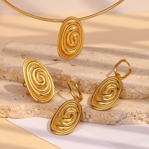 Châu Âu Và Mỹ Phong Cách Thời Trang Pháp Hình Học Dây Chuyền, Thép Không Gỉ Mạ Với 18K Vàng, Retro Conch Vòng Bông Tai - Product Image 1