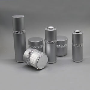 Ensemble de cosmétiques personnalisés en argent pour soins de la peau Conteneur d'emballage 30g 50g 30ml 50ml - Product Image 6