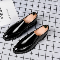 Chaussures en cuir brillant pointues pour hommes, faciles à porter, semelles souples, antidérapantes, imperméables, chaussures décontractées pour le bureau, mariage, cérémonie