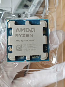 ซีพียู Ryzen 9 9900X สำหรับเดสก์ท็อป 12 คอร์ 24 เธรด ความเร็วบูสต์ 5.6GHz รองรับ DDR5 PCIe5.0 AM5 สำหรับเล่นเกมและเรนเดอร์วิดีโอ - Product Image 1