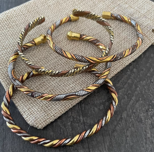 <span class=keywords><strong>Bracelets</strong></span> magnétiques multicolores en cuivre pur à 99,99 % pour l'arthrite, <span class=keywords><strong>bracelets</strong></span> torsadés magnétiques personnalisés et ajustables - Product Image 2