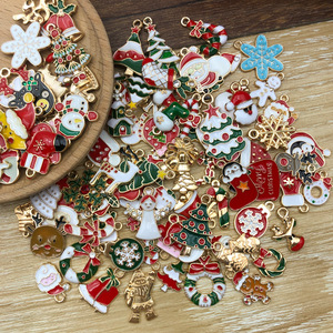 Pendentifs de Noël en alliage de zinc, motifs de dessins animés variés, 100 pièces, accessoires de bijoux DIY, décorations de fêtes, Père Noël, rennes, flocons de neige - Product Image 4