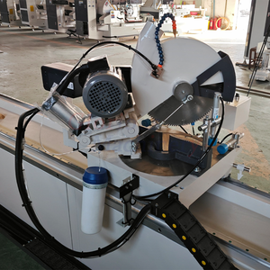 <span class=keywords><strong>Scie</strong></span> à onglet horizontale à double lame pour profilés PVC et aluminium, équipement de découpe à deux têtes - Product Image 2