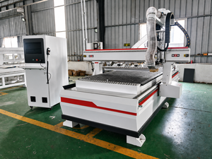 Routeur à bois 1325 3 axes avec contrôle Syntec/Mach3/DSP, table à vide ATC PLC, machine de nesting avec pompe à moteur pour la fabrication de meubles, large adaptabilité - Product Image 3