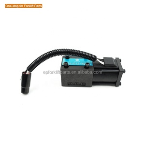 Heli <span class=keywords><strong>TCM</strong></span> 2-<span class=keywords><strong>3t</strong></span> Piezas de repuesto para montacargas Válvula de transmisión 12V 100% Piezas nuevas para montacargas Conjunto de válvula solenoide - Product Image 4