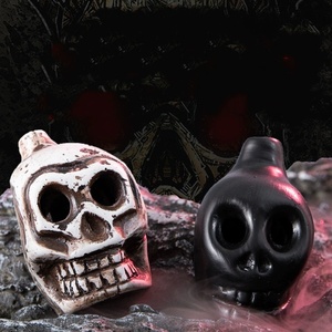 Sifflet de mort aztèque artisanal en céramique, sifflet hurlant, cadeau d'Halloween pour enfants - Product Image 2