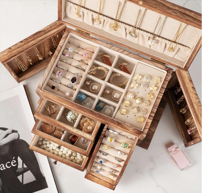 personal jewelry organizer