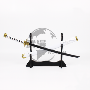 Épées en bambou Roronoa Zoro Anime ONE PIECE pas chères Cosplay <span class=keywords><strong>Katana</strong></span> Épées jouets lumineuses pour enfants - Product Image 5