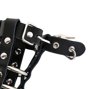 อุปกรณ์ล็อคองคชาตชายคุณภาพสูง ทำจากหนัง  แบบกรงครอบอวัยวะเพศ - Product Image 4