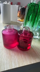 In magazzino piccolo flacone rotondo di olio essenziale spalla piatta da 15ml 30ml con contagocce per diffusore <span class=keywords><strong>e</strong></span> occhiali - Product Image 5