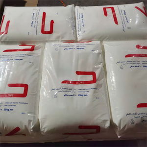 วัตถุดิบเรซินฟิล์ม Lldpe สำหรับใช้ทั่วไปทำจากเรซิน7042สำหรับบรรจุภัณฑ์เพื่อการเกษตรและอุตสาหกรรม - Product Image 1