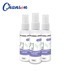 Spray calmant pour animaux de compagnie NON TOXIQUE, spray calmant aux phéromones pour chats et chiens avec huile végétale, OEM - Product Image 1