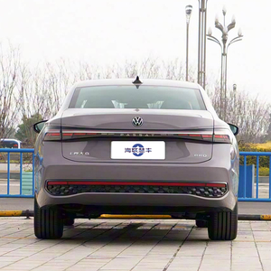 ขายตรงรถยนต์ V W 26 Pas-sat Pro 380TSI Dragon Edition FF ระบบควบคุมความเร็วอัตโนมัติเต็มรูปแบบ พวงมาลัยซ้าย 4 ประตู 5 ที่นั่ง ซีดาน - Product Image 4