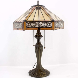 Lampe de table Tiffany artisanale de style européen en verre artistique teinté antique 16'' pour salon, chambre à coucher, café - Modèle 'Moyen' - Product Image 6