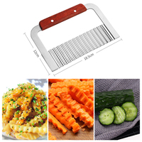 Keuken Multifunctionele Houten Handvat Handleiding Roestvrij Staal Golf Groente Fruit Strip Chip Crinkle Franse Fry Potato Cutter