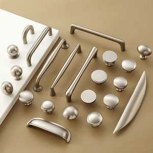 Poignées d'armoire en nickel brossé Offre Spéciale Poignées de tiroir de placard en laiton moderne - Product Image 4