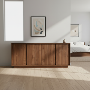 Commode en teck Tariva, grain naturel intense, écologique, durable, offrant un grand espace de rangement pour la chambre à coucher, style moderne minimaliste - Product Image 4