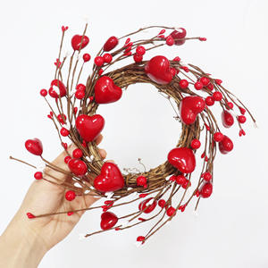 زينة جديدة لعيد الحب وعيد الأم على شكل قلب أحمر وتوت، حلقة شمعدان، زينة طاولة، إكليل زخرفي للتعليق على الأبواب والجدران - Product Image 6