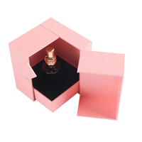 Boîte en carton rigide magnétique recyclable à double porte rose avec logo personnalisé de luxe, insert en EVA, lamination brillante pour flacons de parfum