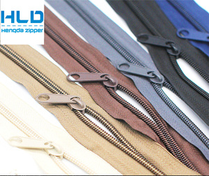 Wholesale Hot Selling 3#5#8# <strong>Nylon</strong> <strong>Zipper</strong> Tape Nickel-Free High Quality Customized Size Black Color for Bags Home Textiles - Product Image 1